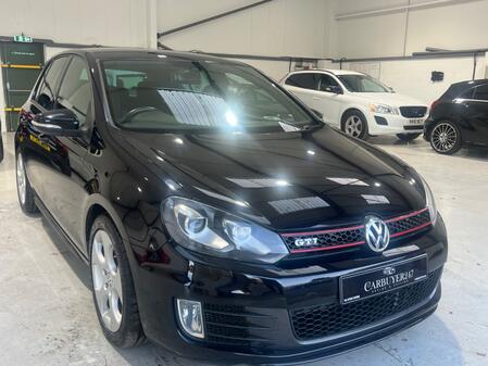 VOLKSWAGEN GOLF 2.0 TSI GTI