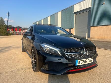 MERCEDES-BENZ A CLASS 2.0 A250 AMG