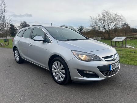 VAUXHALL ASTRA 2.0 CDTi Tech Line